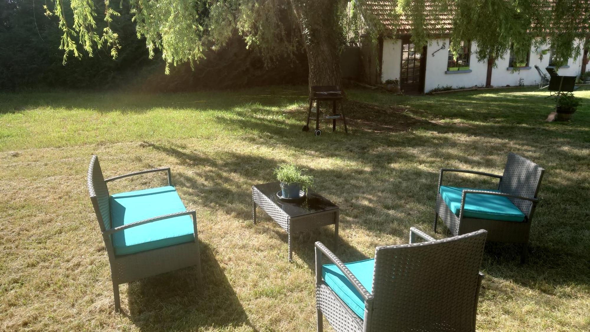 Le Marly'S Vila Wasigny Exterior foto